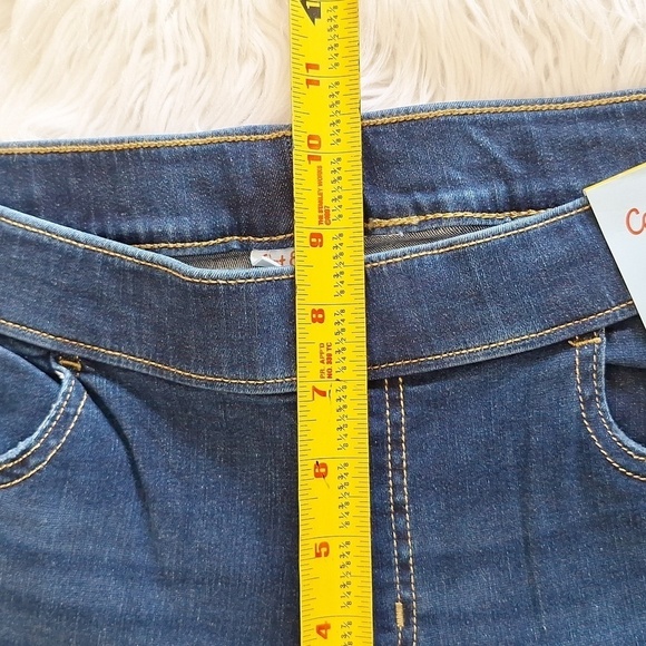 NEW Cat & Jack Girl's Pull-On Distressed Ultimate Stretch Jeggings Sz. 14 Plus - Picture 12 of 14